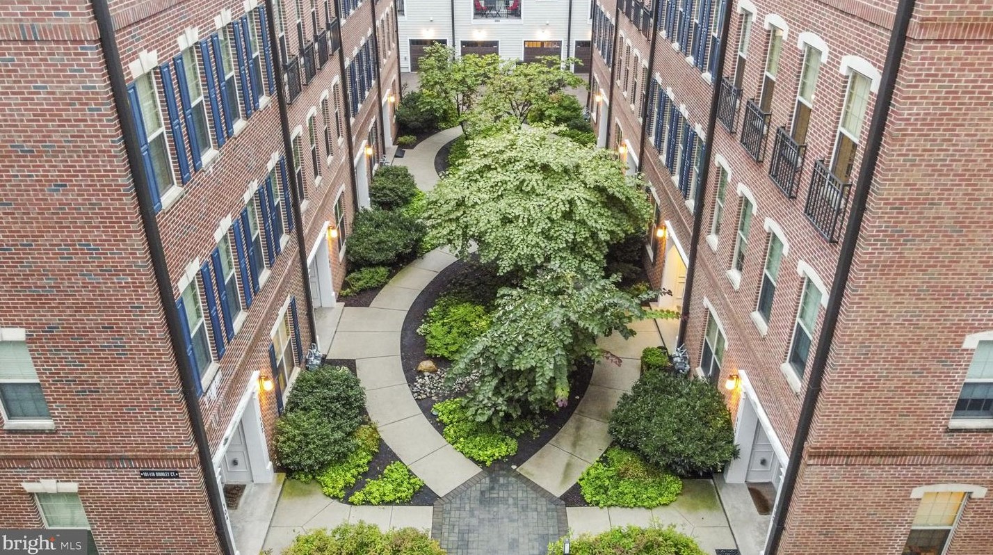 2514 South St, Philadelphia PA  19146-1038 exterior