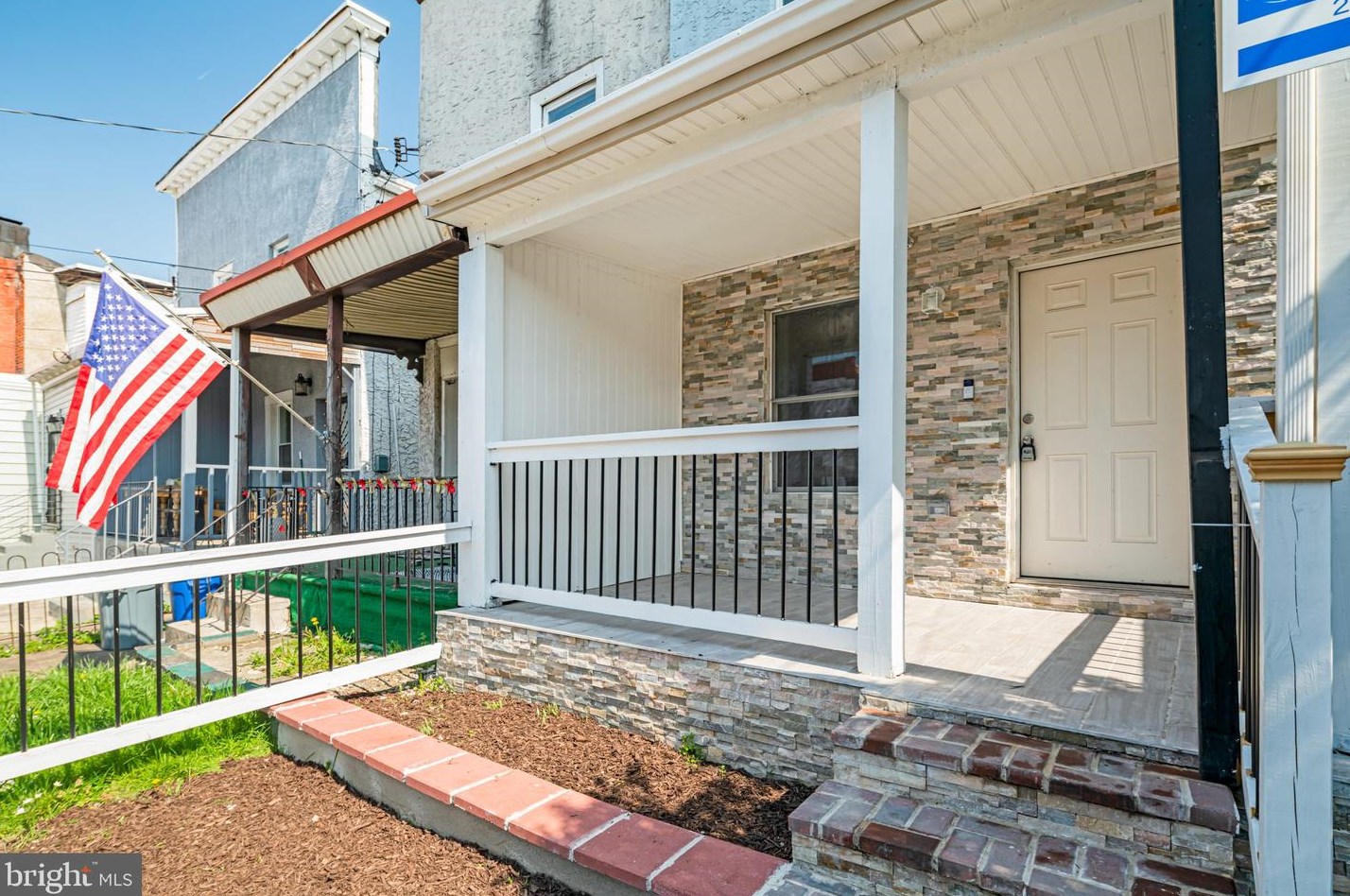 2671 Emerald St, Philadelphia, PA 19125
