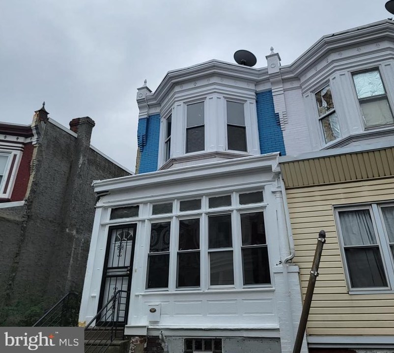 1206 Peach St, Philadelphia PA  19143-4806 exterior