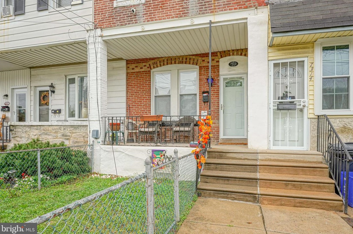 7312 Palmetto St, Philadelphia, PA 19111-3631