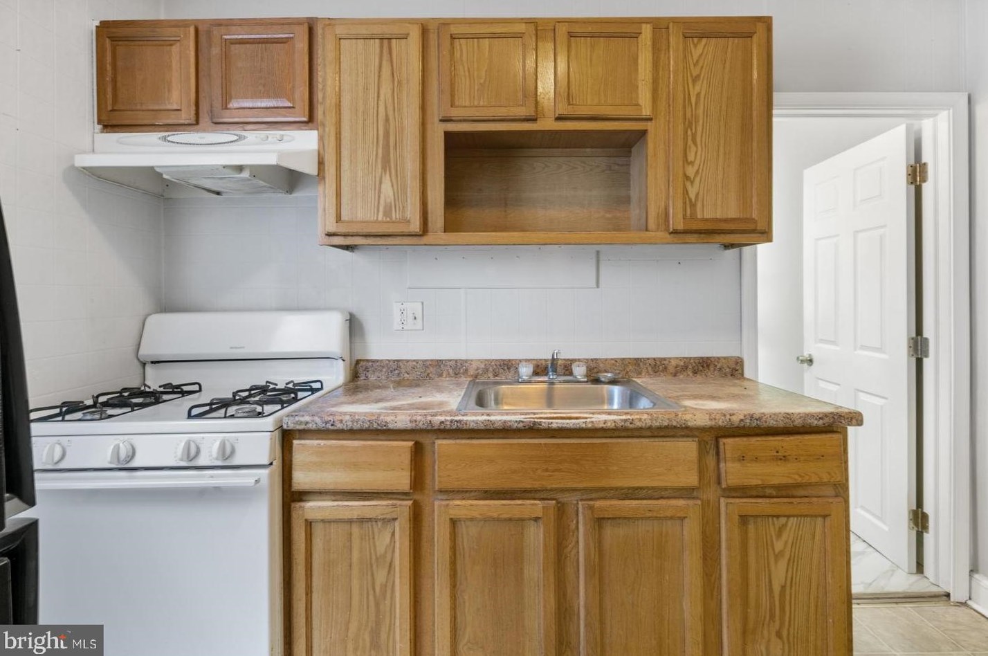 2528 N 5th St #2, Philadelphia, PA 19133