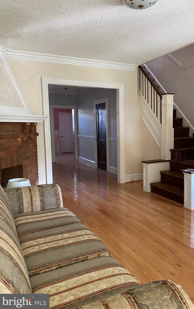 719 Marlyn Rd, Philadelphia, PA 19151-3826