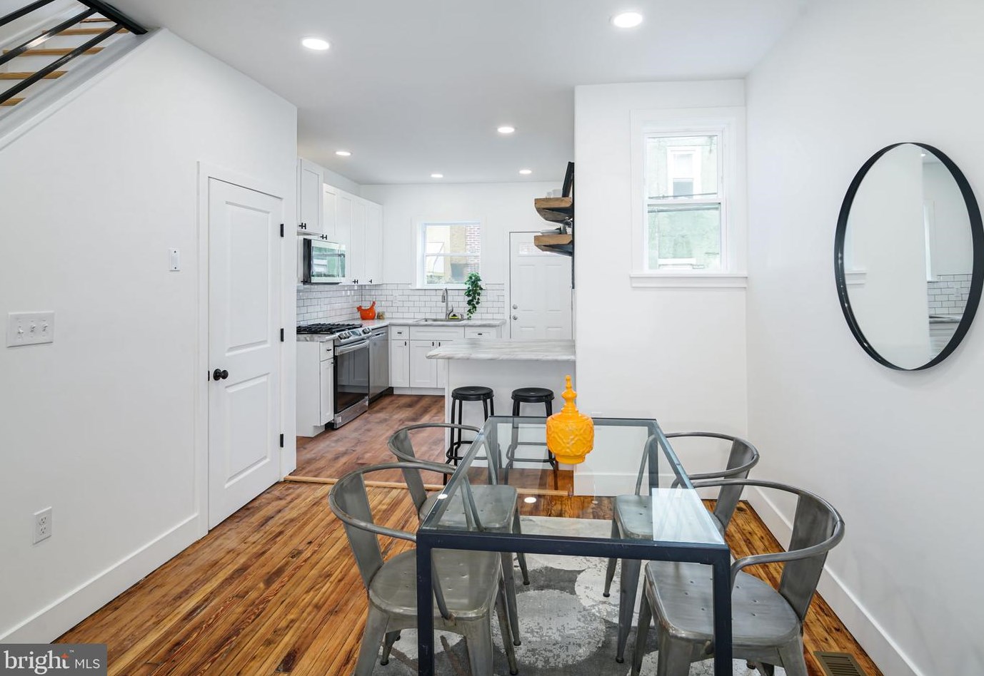 1424 Marston St, Philadelphia PA  19146-3733 exterior