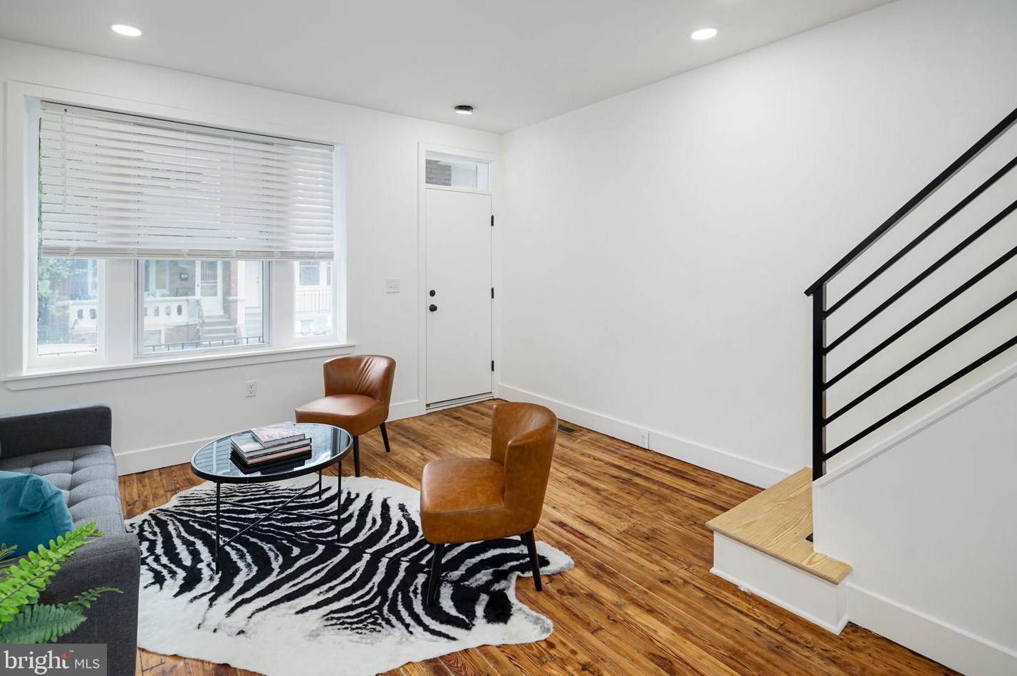 1424 Marston St, Philadelphia PA  19146-3733 exterior