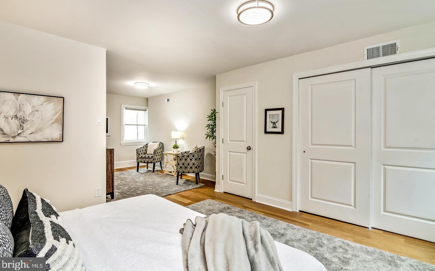 1129 Annin St, Philadelphia PA  19147-4603 exterior
