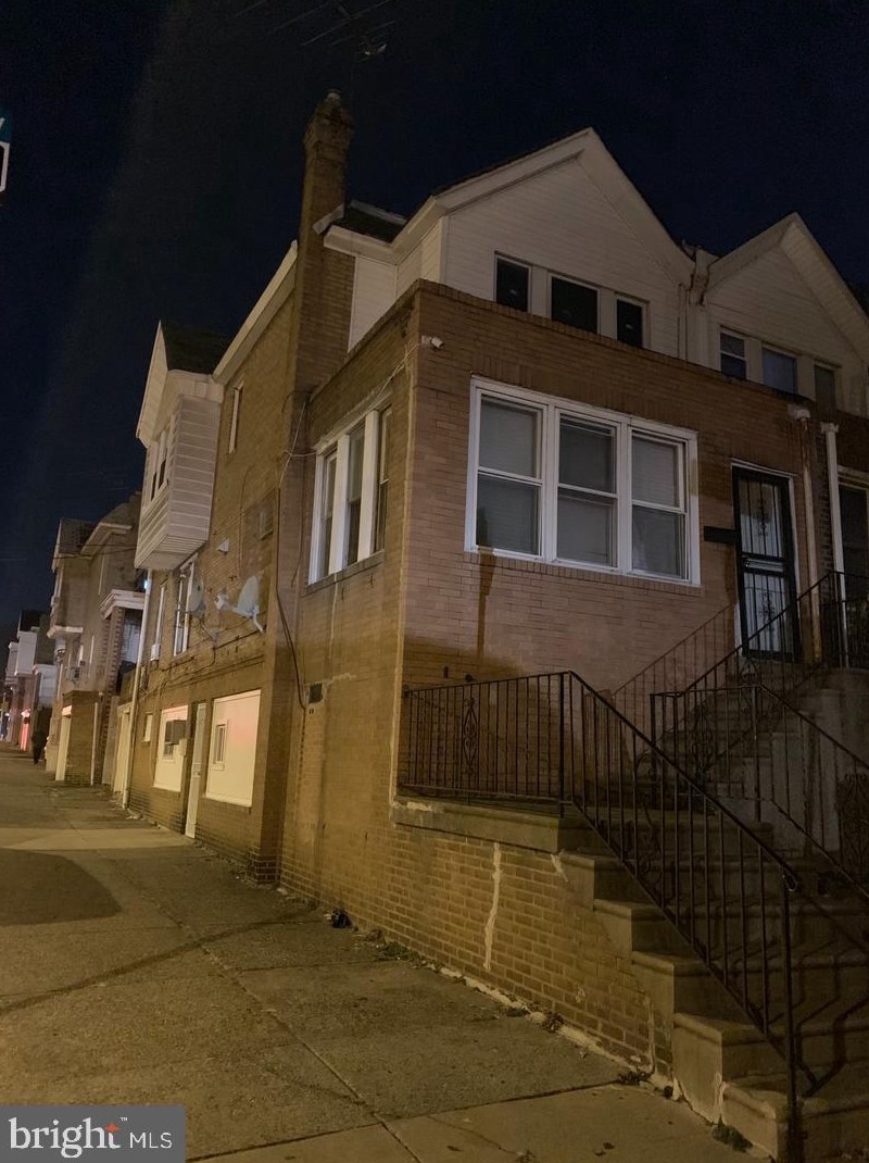 6449 Chelwynde Ave #2nd, Philadelphia, PA 19142