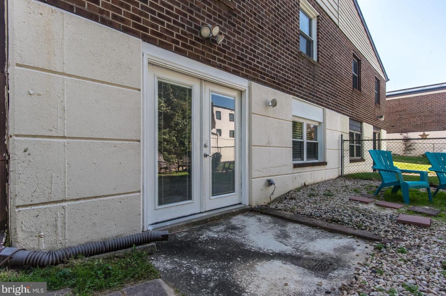 15114 Kallaste Dr, Philadelphia PA 19116-1407 exterior