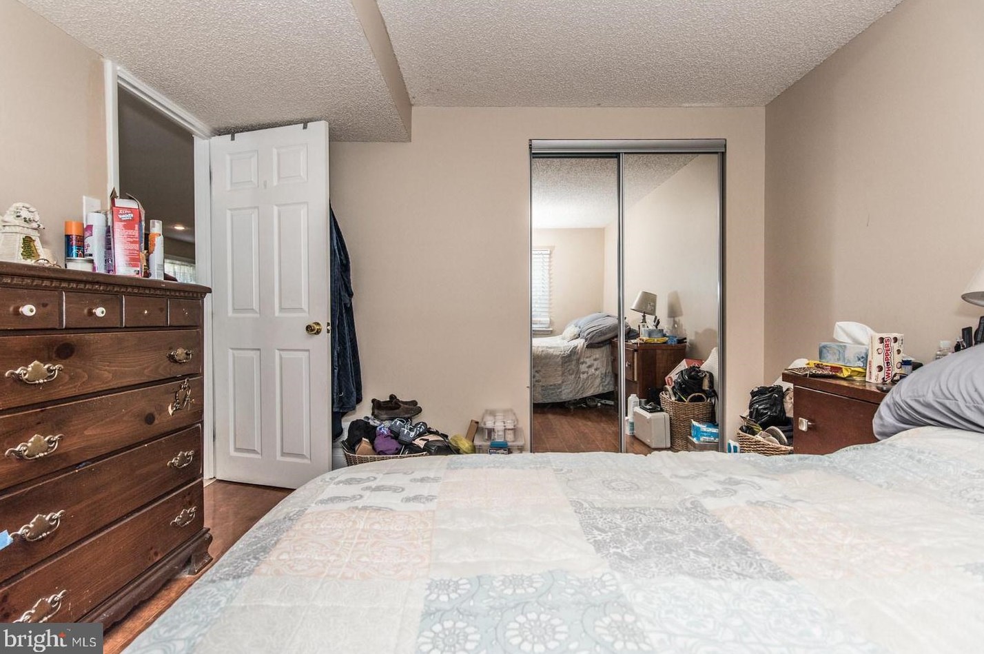 15114 Kallaste Dr, Philadelphia PA 19116-1407 exterior