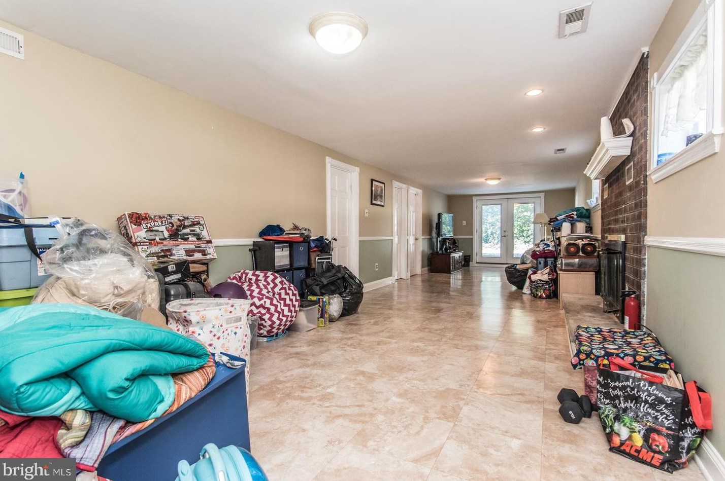 15114 Kallaste Dr, Philadelphia PA 19116-1407 exterior