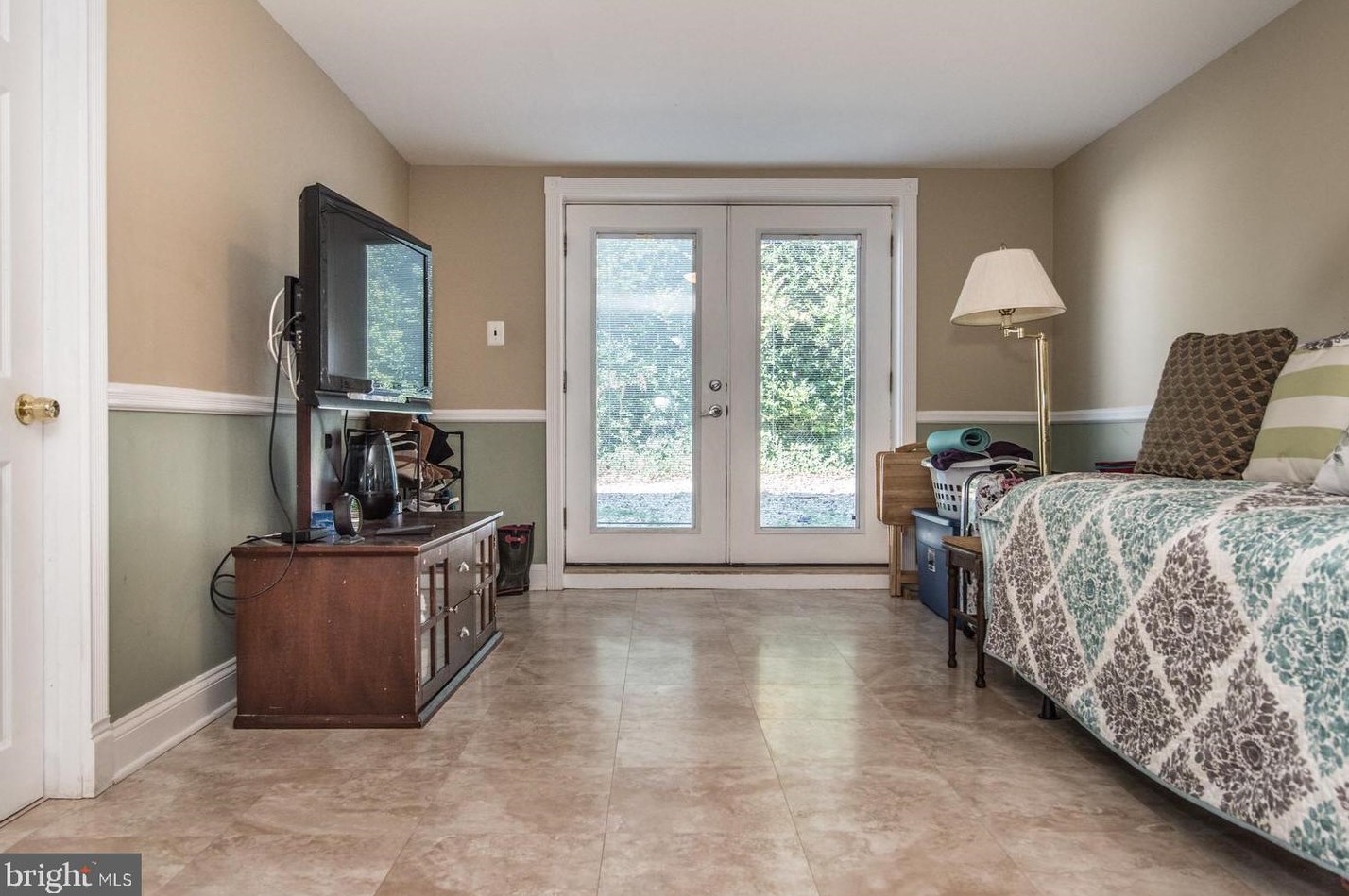 15114 Kallaste Dr, Philadelphia PA 19116-1407 exterior