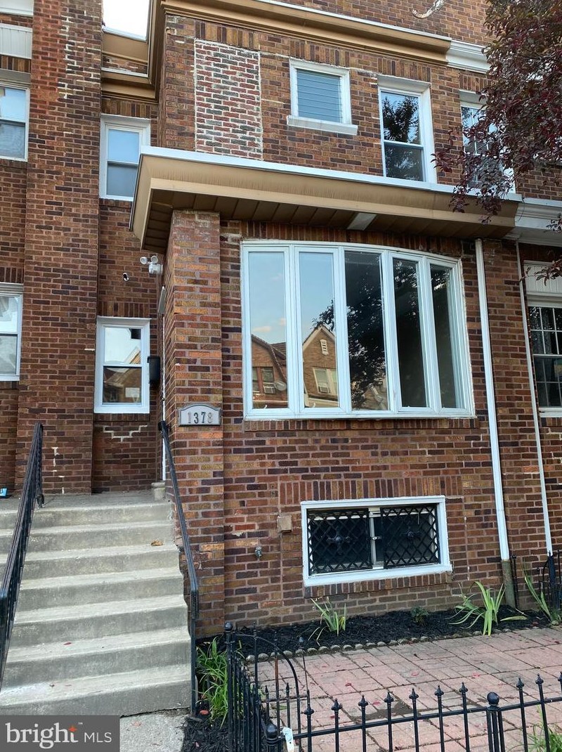 1378 Sanger St, Philadelphia, PA 19124-1228