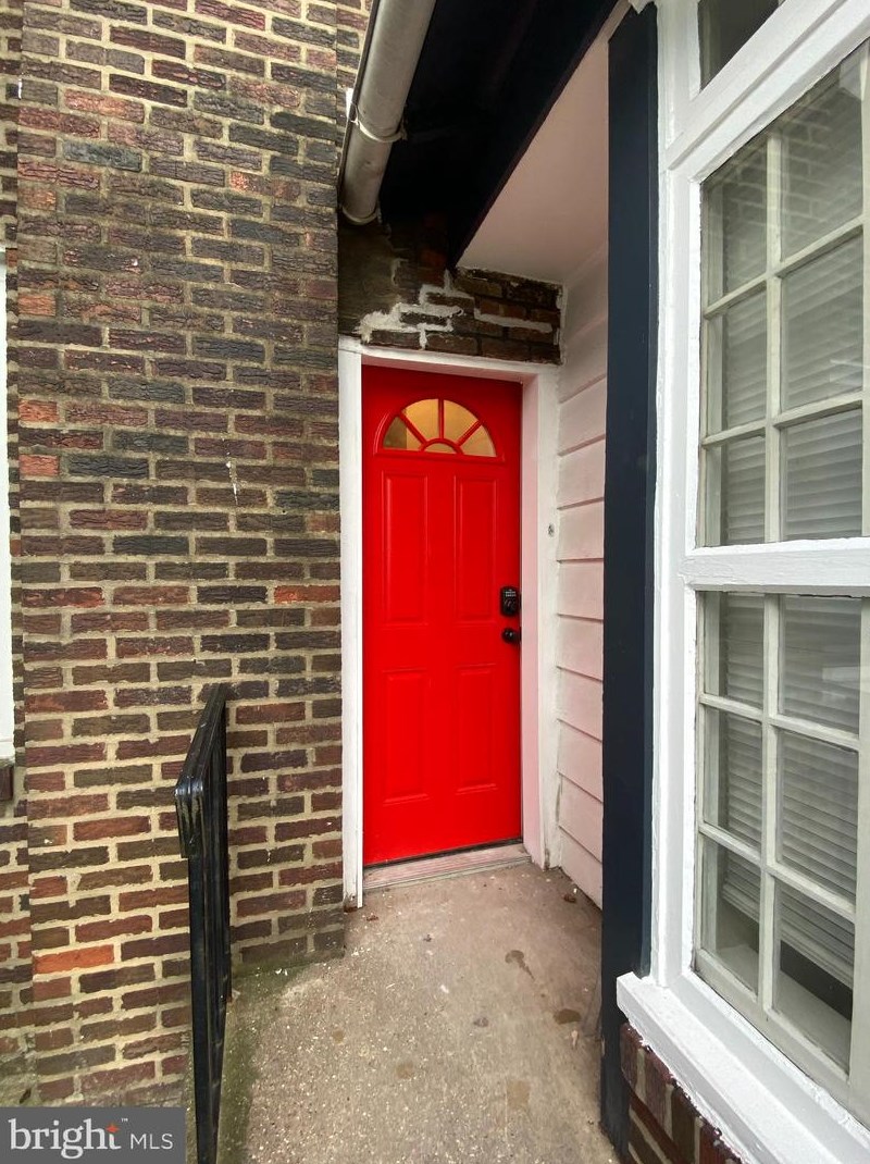 518 W Clapier St #2, Philadelphia, PA 19144
