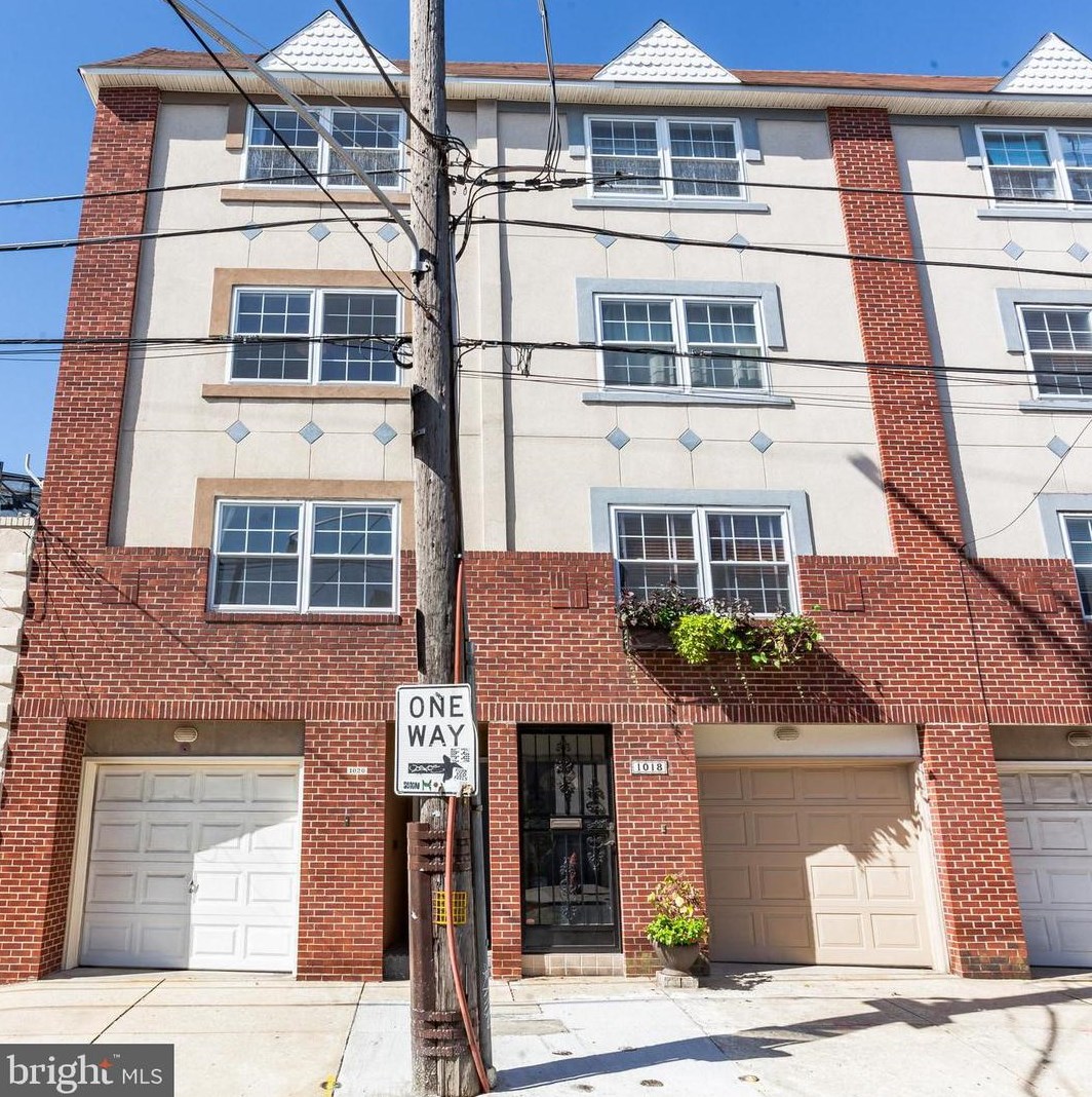 1020 7th St, Philadelphia, PA 19147-4805