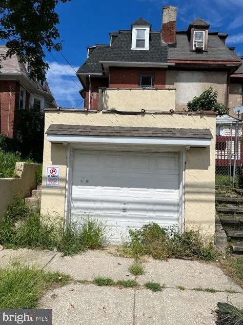 310 Earlham Ter, Philadelphia, PA 19144-3920