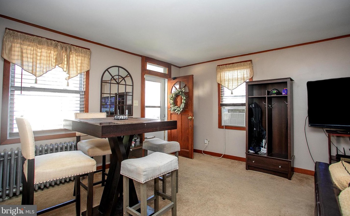 343 Delmar St, Philadelphia PA 19128-4501 exterior