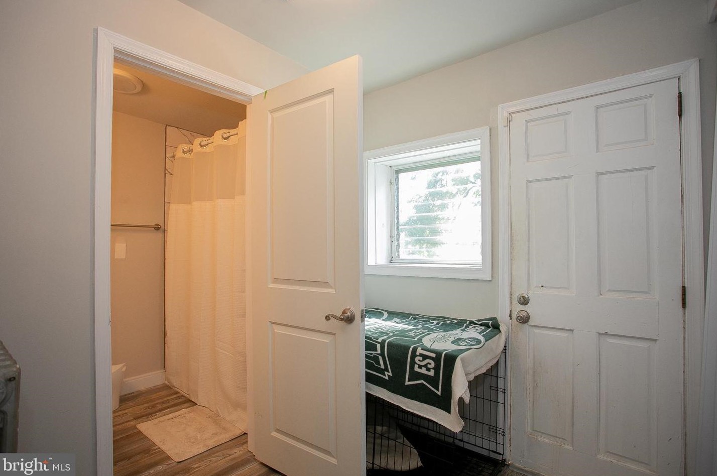 343 Delmar St, Philadelphia PA 19128-4501 exterior