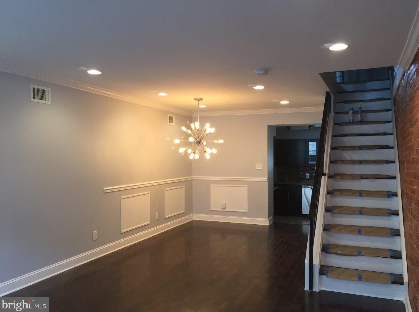 2230 Earp St, Philadelphia PA  19146-4215 exterior