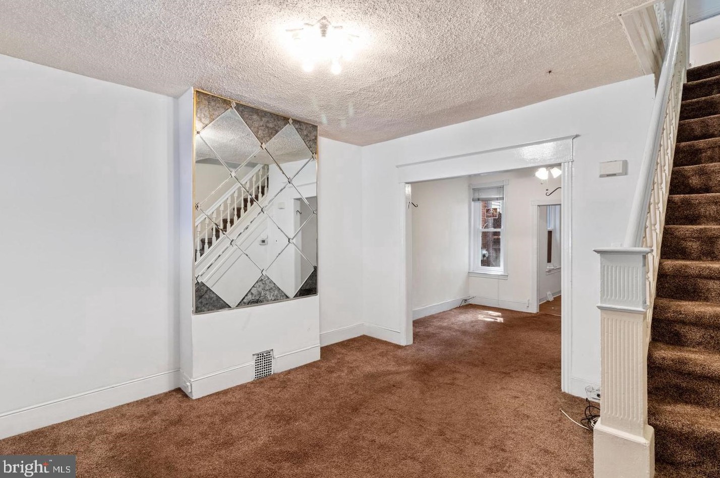 5514 Jane St, Philadelphia PA  19138-1825 exterior