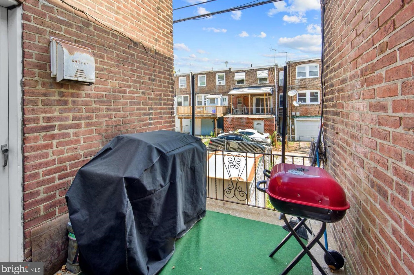 1141 Sanger St, Philadelphia PA 19124-1131 exterior