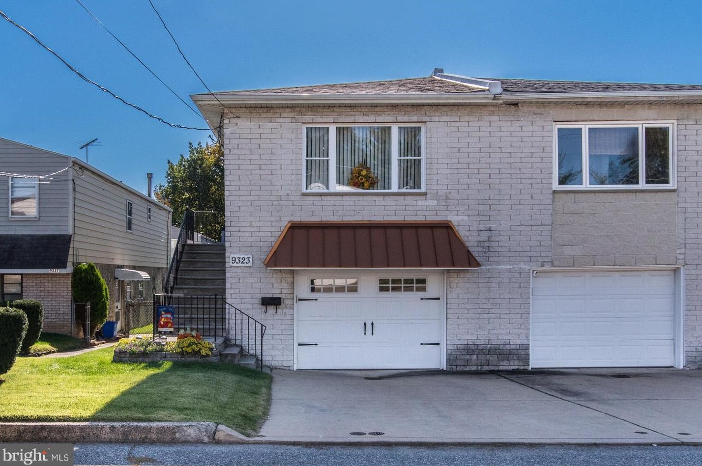 9323 Edmund St, Philadelphia, PA 19114-4005