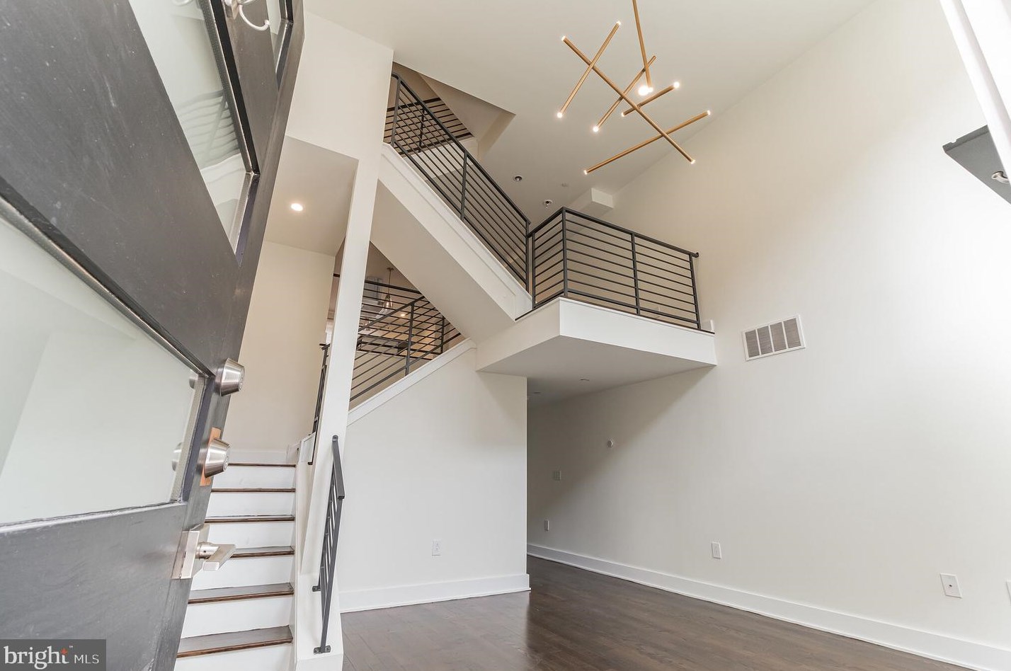 1518 Philip St, Philadelphia PA  19122-3315 exterior