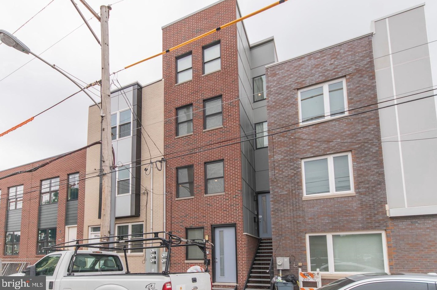 1958 N 8th St #a, Philadelphia, PA 19122