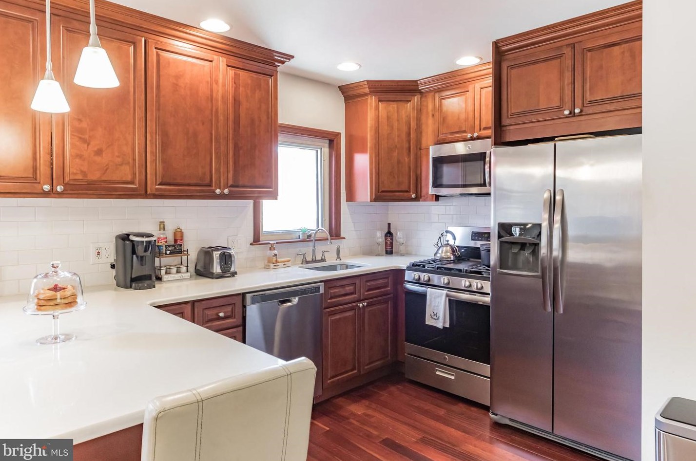 3970 Rowena Dr, Philadelphia, PA 19114-2013