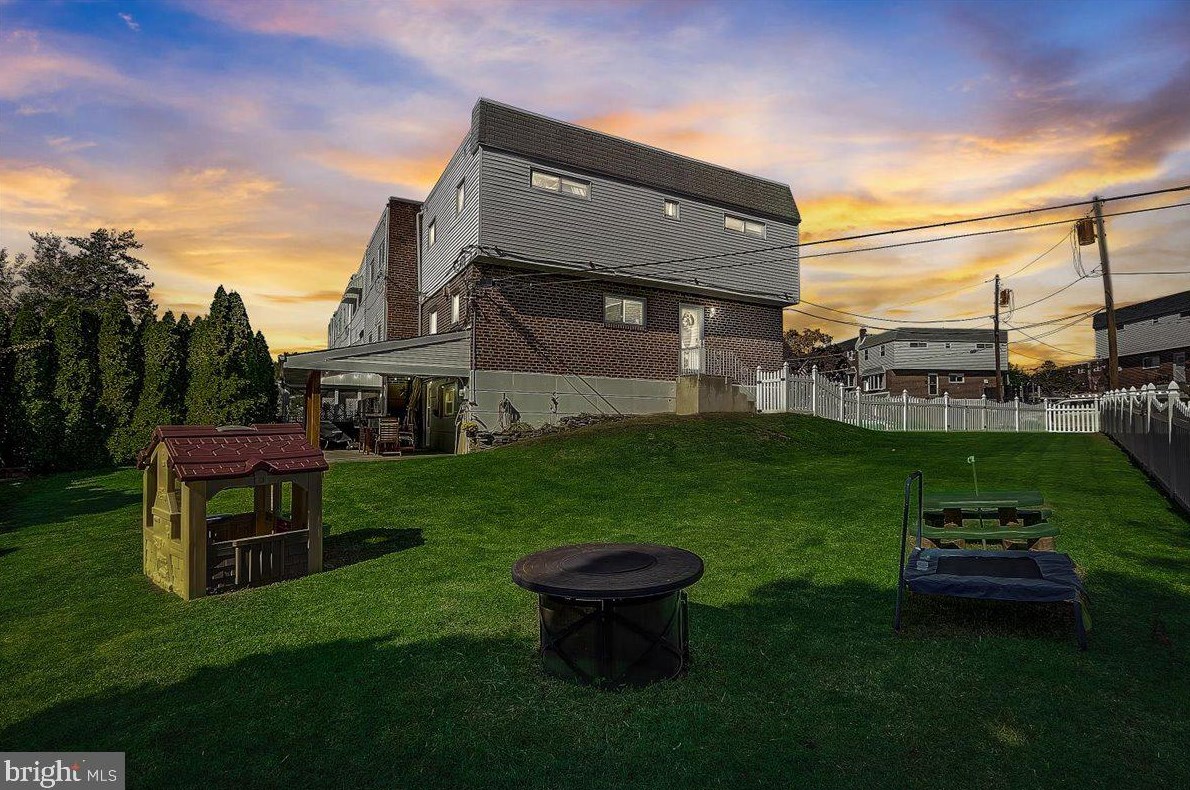 3364 Kayford Cir, Philadelphia PA 19114-1602 exterior