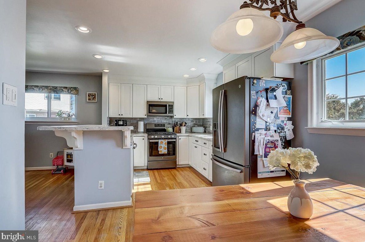 3364 Kayford Cir, Philadelphia PA 19114-1602 exterior