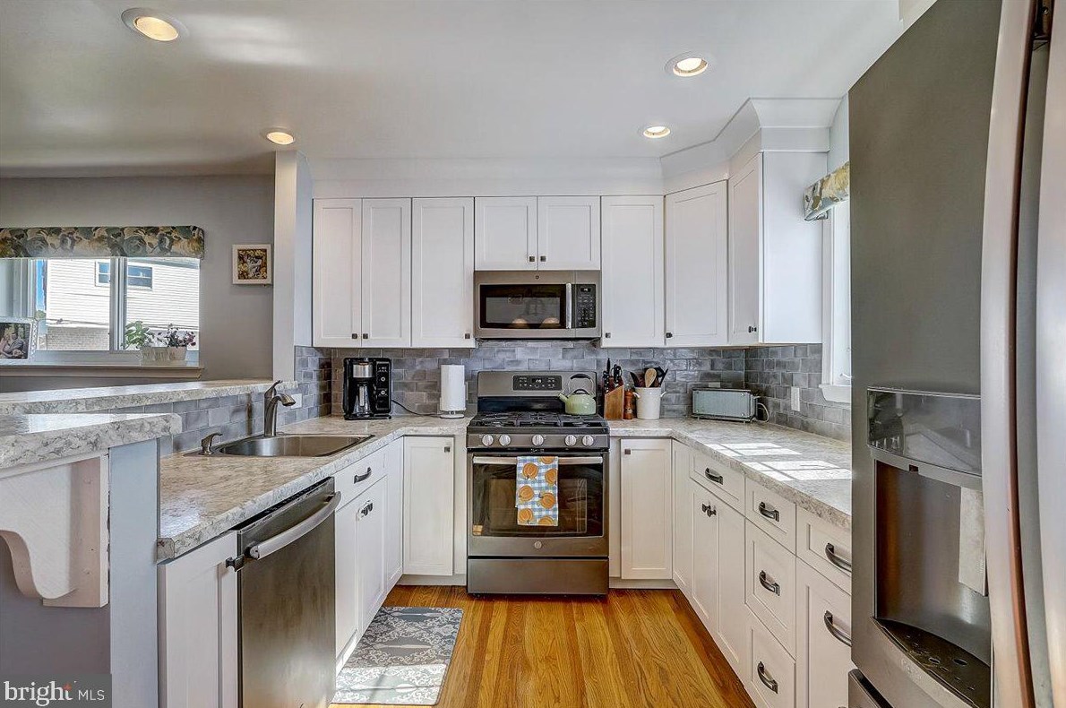 3364 Kayford Cir, Philadelphia PA 19114-1602 exterior