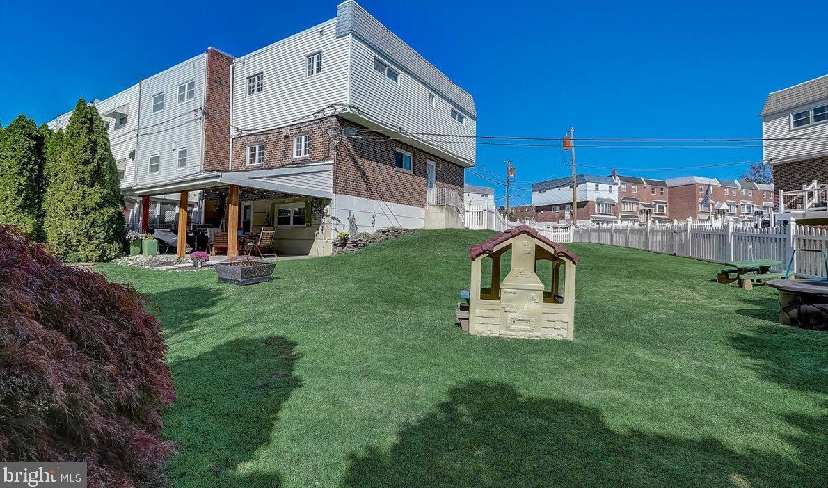 3364 Kayford Cir, Philadelphia PA 19114-1602 exterior