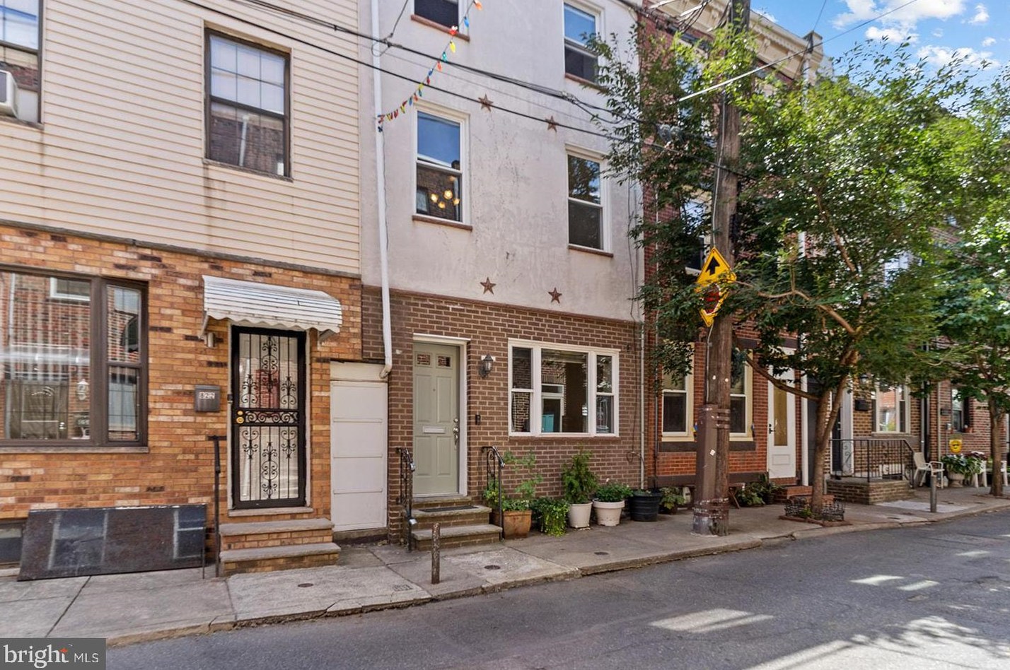824 Kimball St, Philadelphia, PA 19147-4711