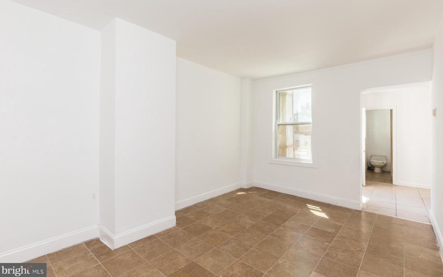 250 E Girard Ave #2, Philadelphia, PA 19125