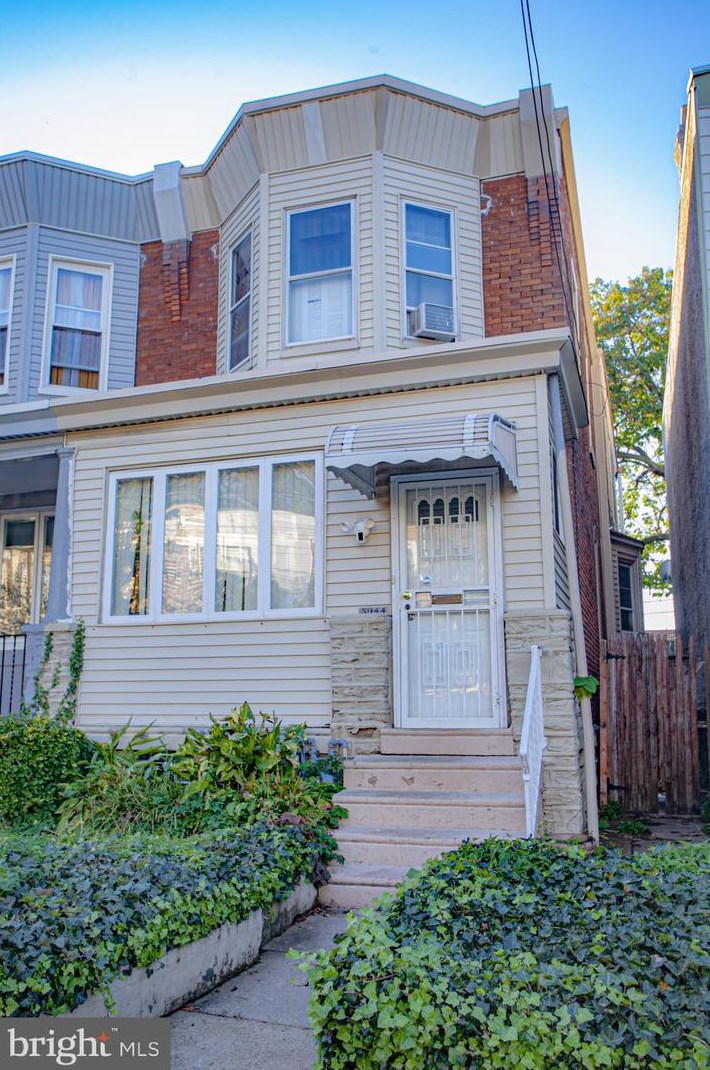 5944 Park Ave, Philadelphia, PA 19141-3218