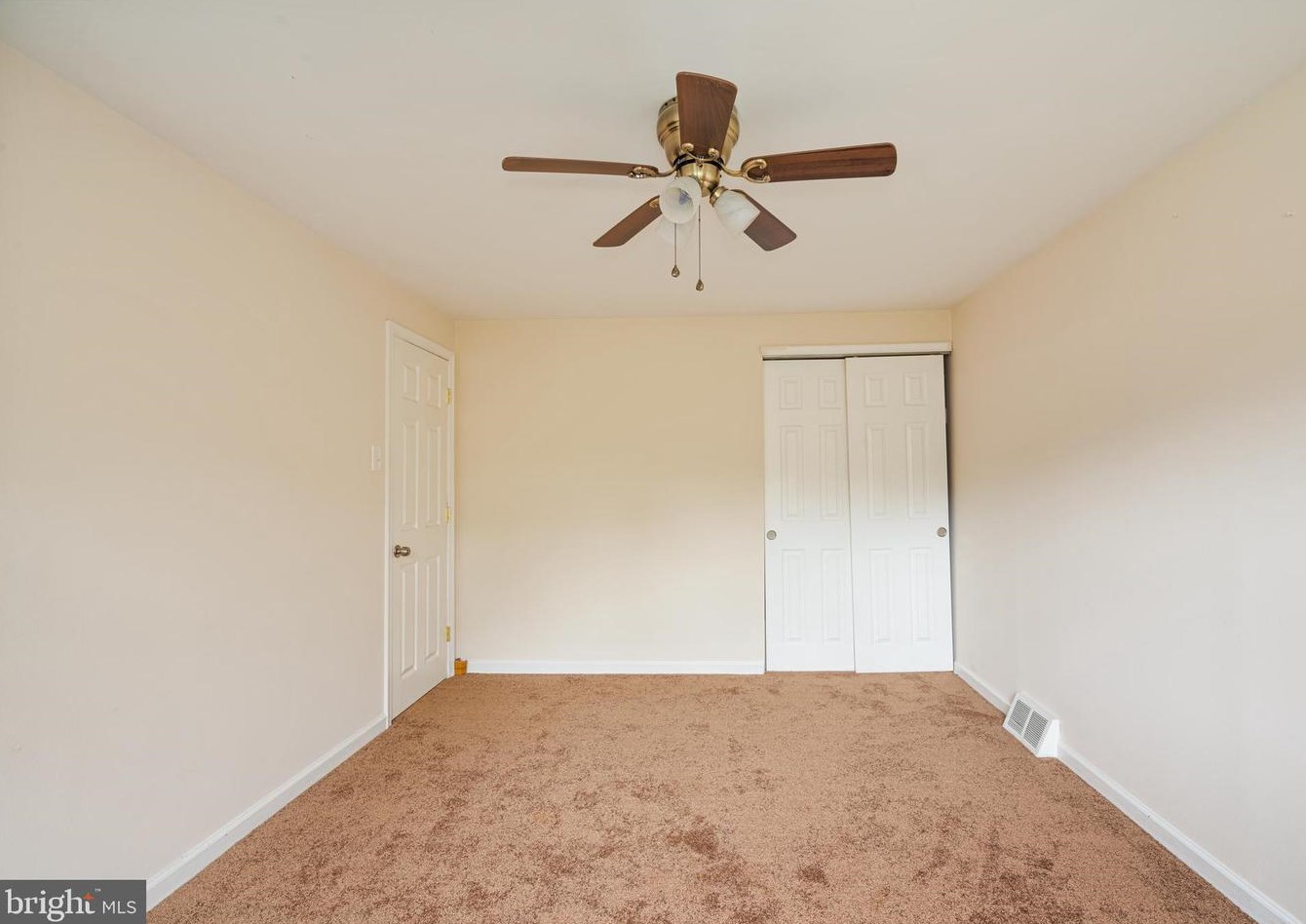 12541 Ramer Rd, Philadelphia PA 19154-1901 exterior