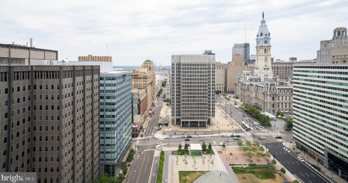 1600 Arch St, Philadelphia PA  19103-2028 exterior