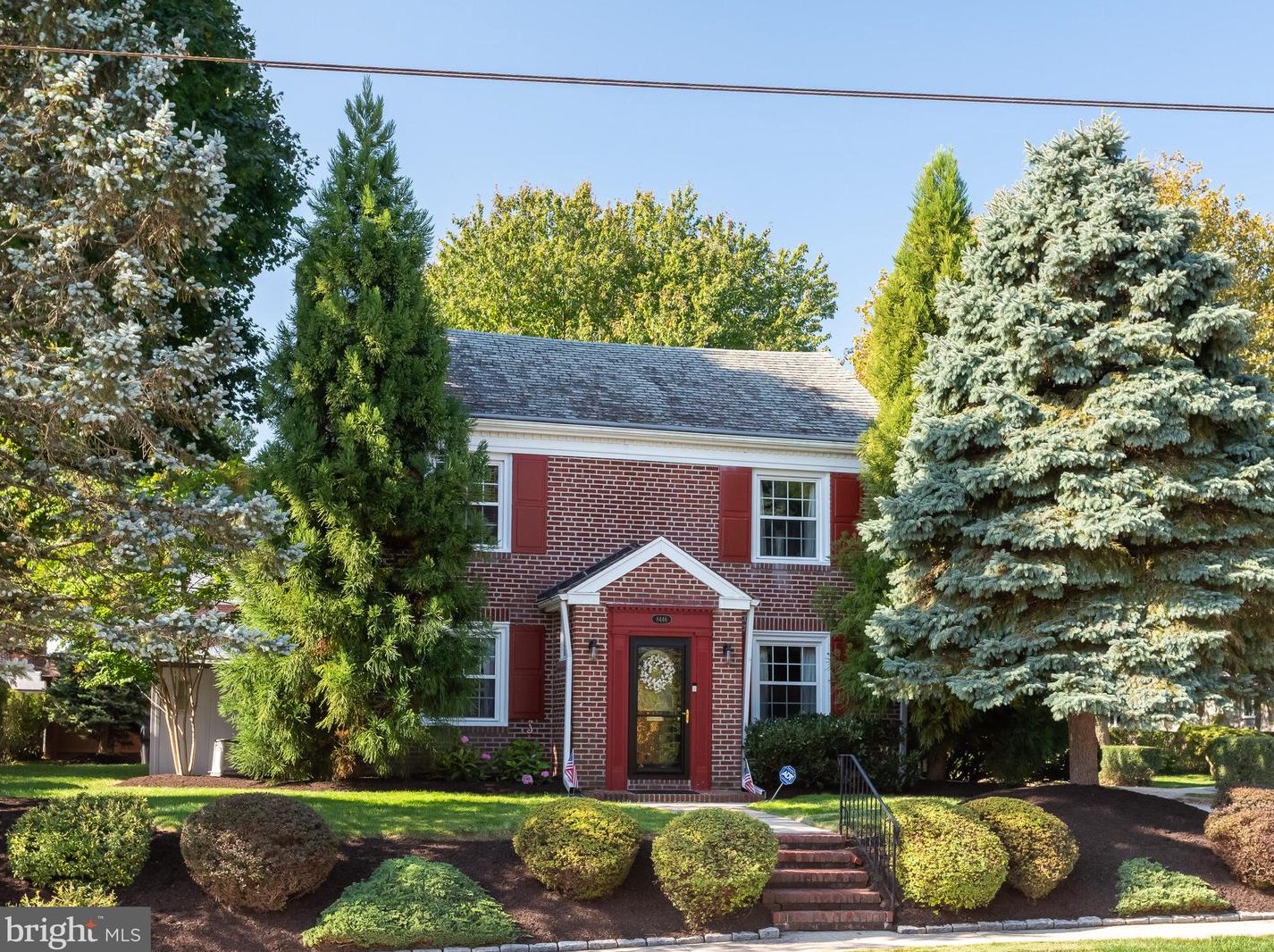 8446 Pembrook Rd, Philadelphia, PA 19128-1907