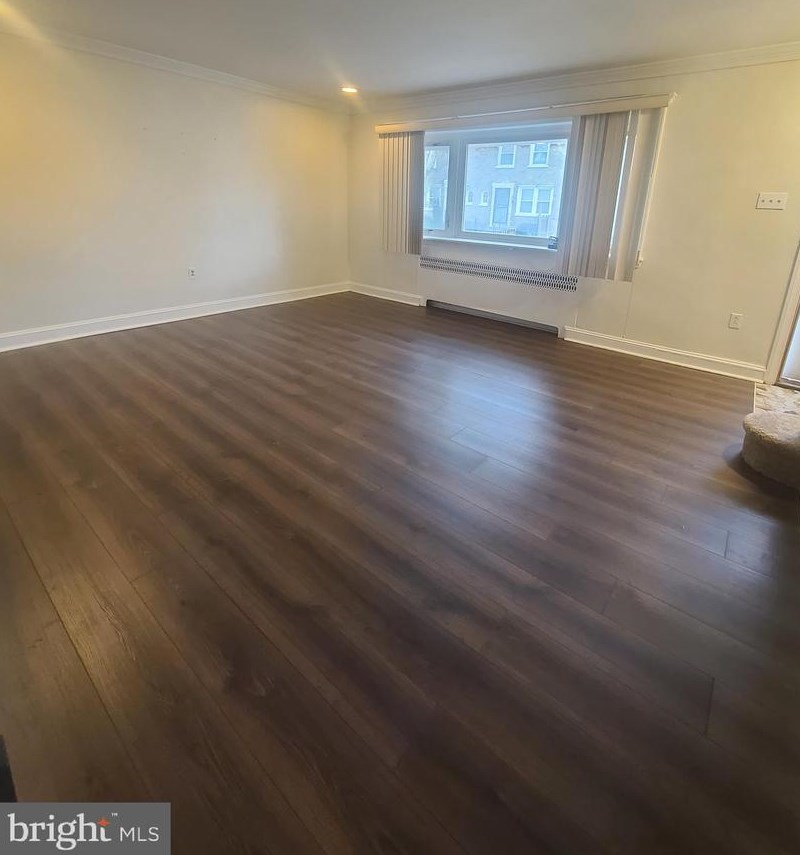 1324 Mckinley St, Philadelphia, PA 19111-5820