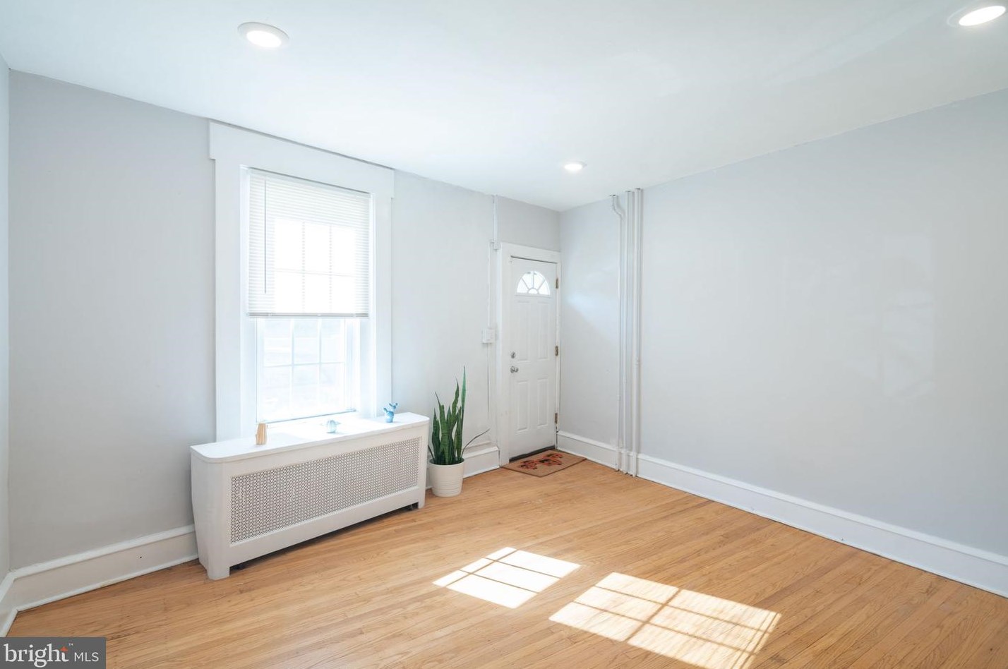 3917 Cresson St, Philadelphia, PA 19127