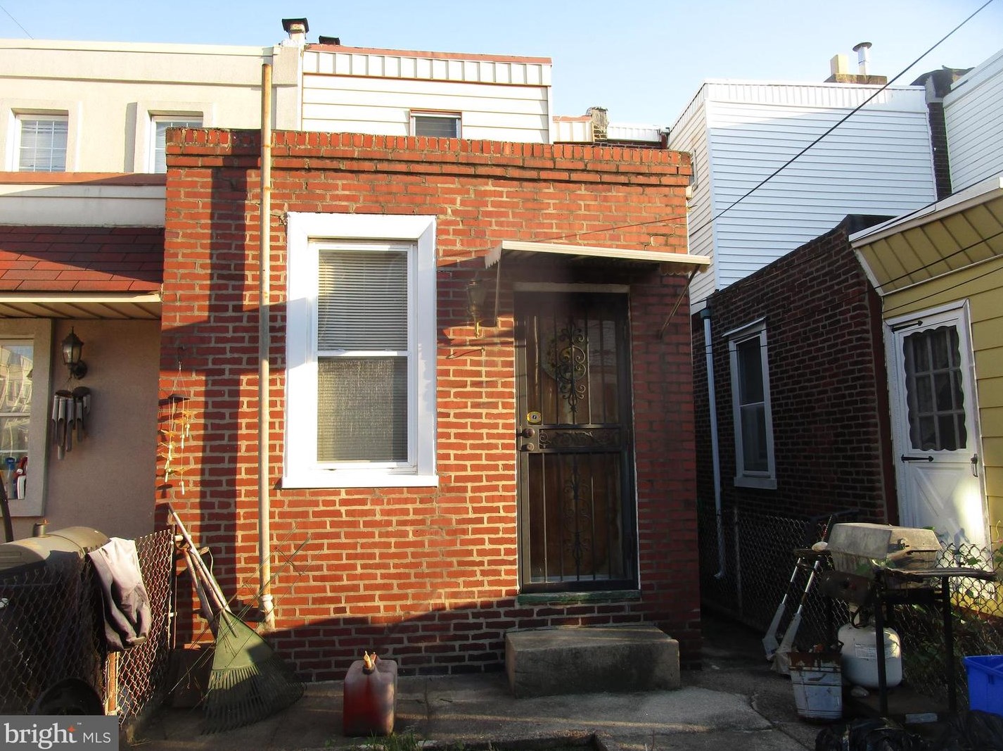 3444 Thompson St, Philadelphia, PA 19134-5304