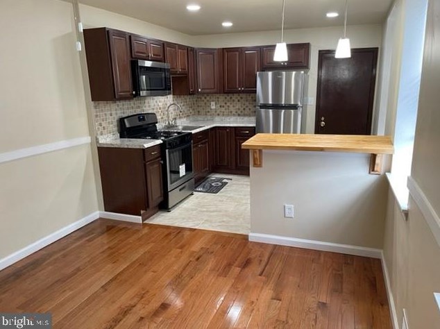 723 Huntingdon St, Philadelphia PA 19132-2915 exterior