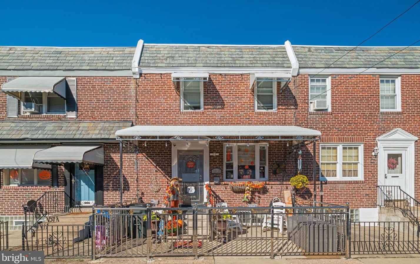 1808 Dover St, Philadelphia, PA 19145-1622