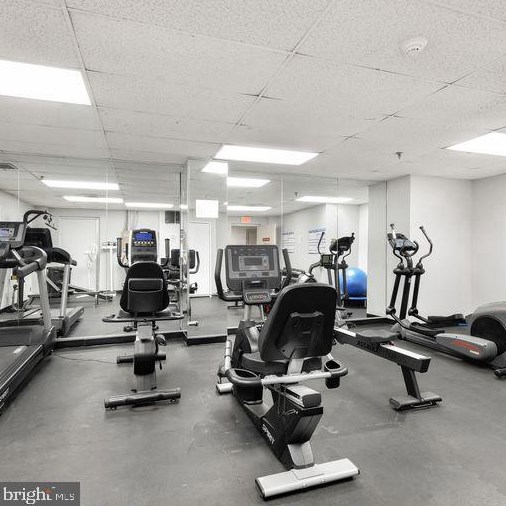 1601 Spring Garden St, Philadelphia PA  19130-3940 exterior