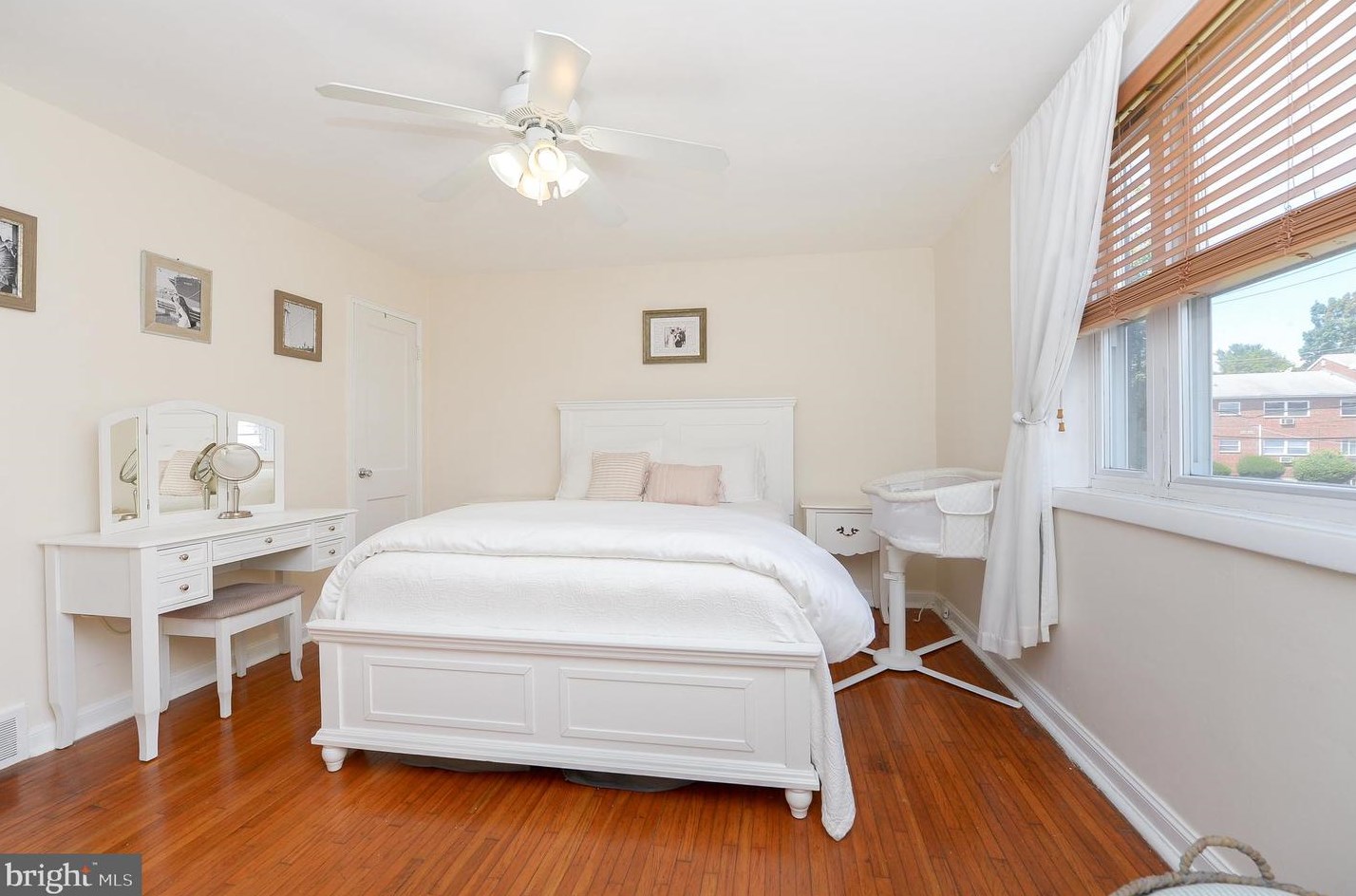 3580 Cresson St, Philadelphia PA 19127-1717 exterior