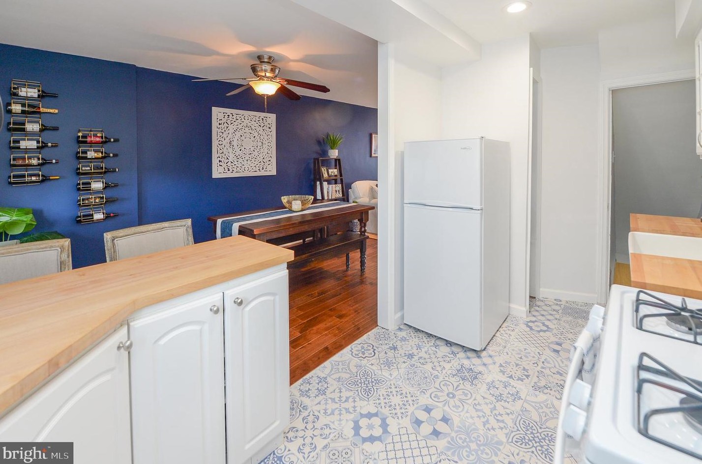 3580 Cresson St, Philadelphia PA 19127-1717 exterior