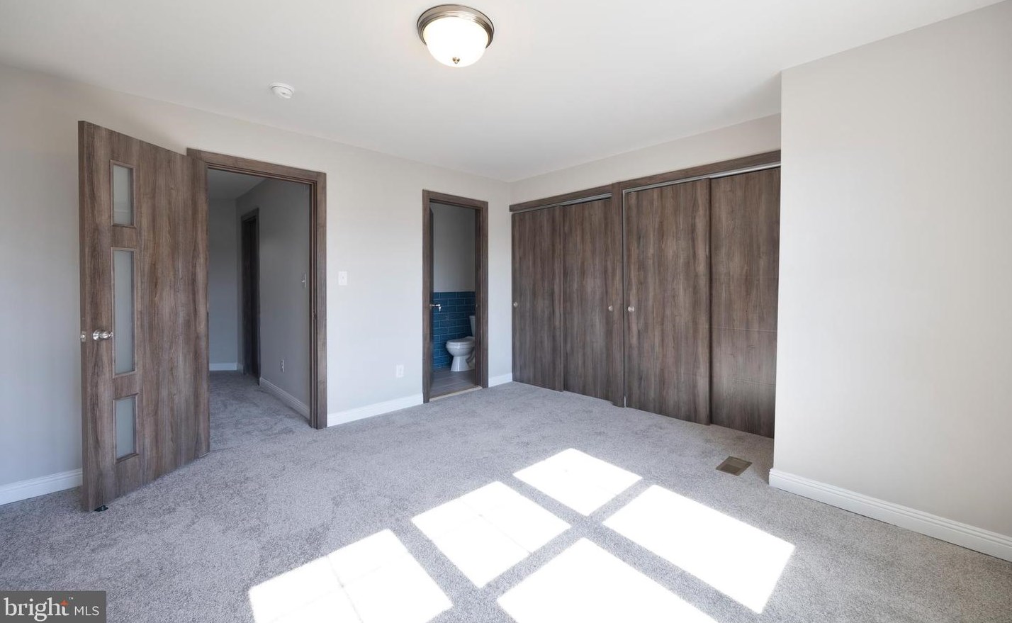 5829 Woodcrest Ave, Philadelphia PA  19131-2214 exterior