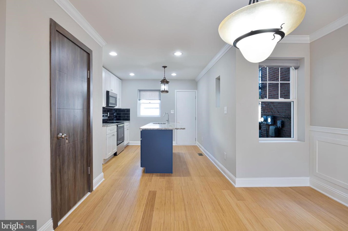 5829 Woodcrest Ave, Philadelphia PA  19131-2214 exterior