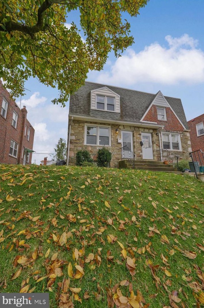 1314 Faunce St, Philadelphia, PA 19111-2723