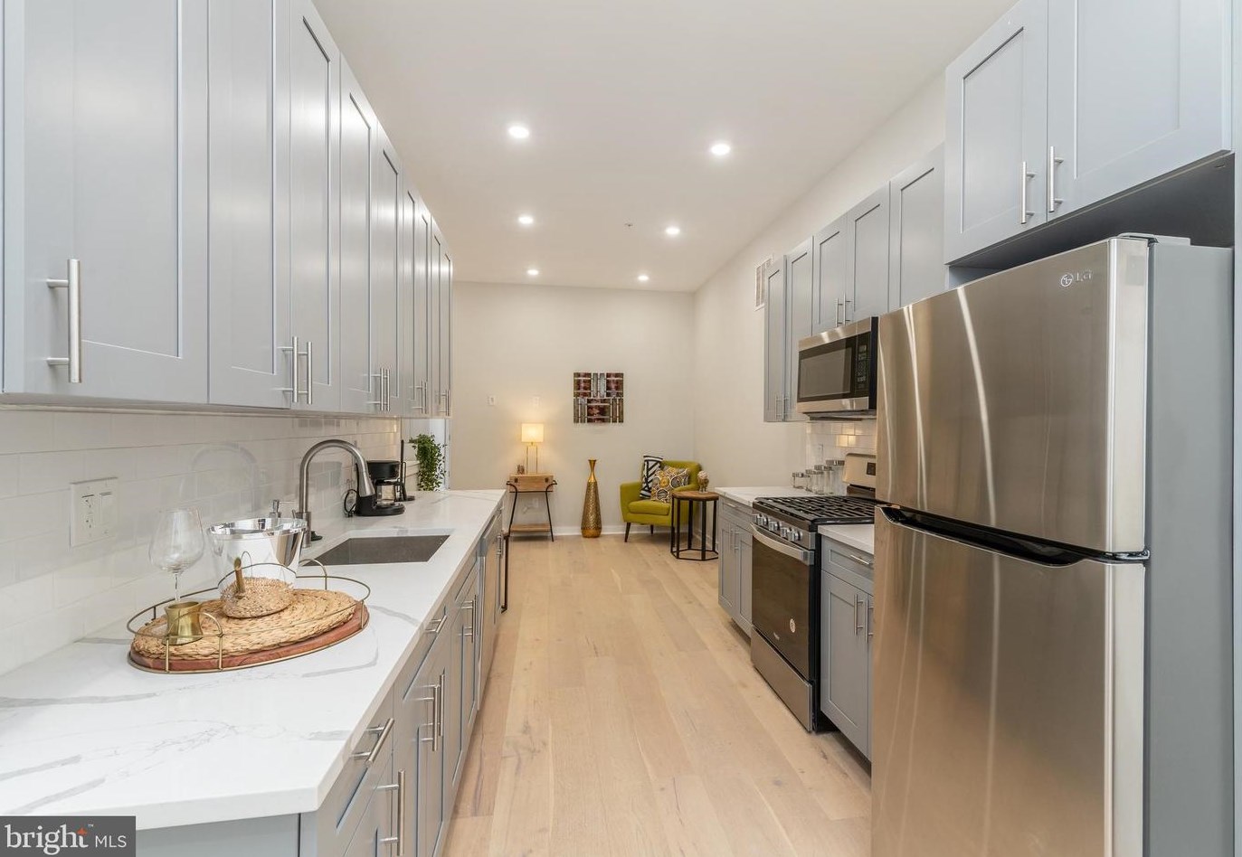 2104 Percy St, Philadelphia PA  19122-1326 exterior