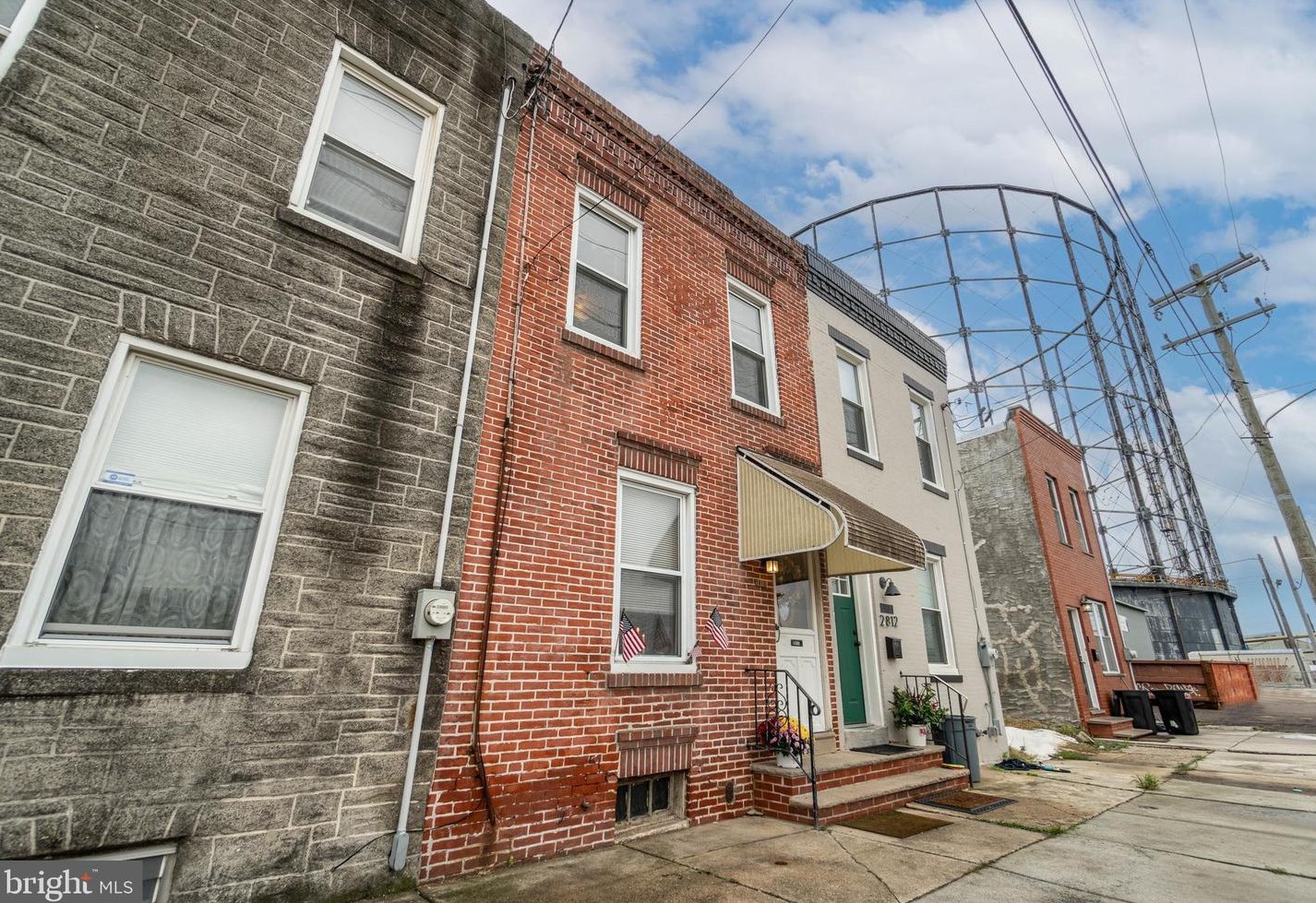 2810 Porter St, Philadelphia, PA 19145-4009
